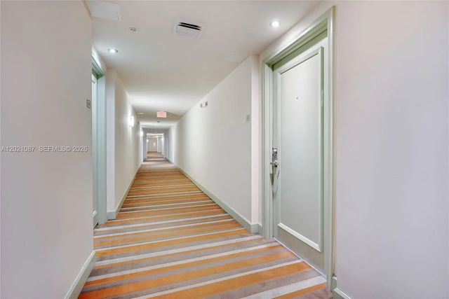 5 of 28 - 2775 Ne 187th Street #528, Aventura, FL