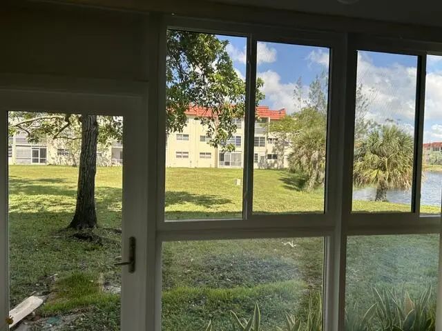 4 of 23 - 8020 Sunrise Lakes Drive N #111, Sunrise, FL