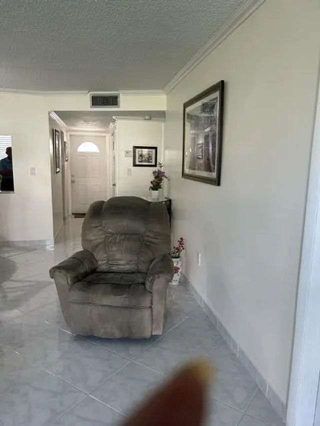 5 of 23 - 8020 Sunrise Lakes Drive N #111, Sunrise, FL