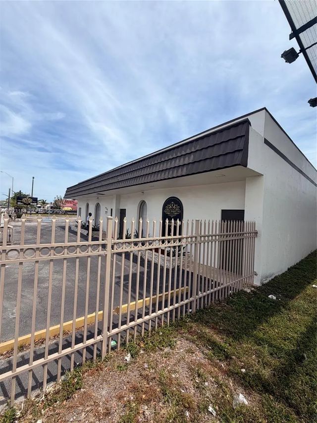 920 Nw 119th Street, Miami