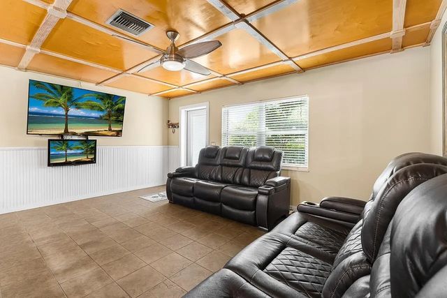 4 of 18 - 266 20th Avenue, Vero Beach, FL