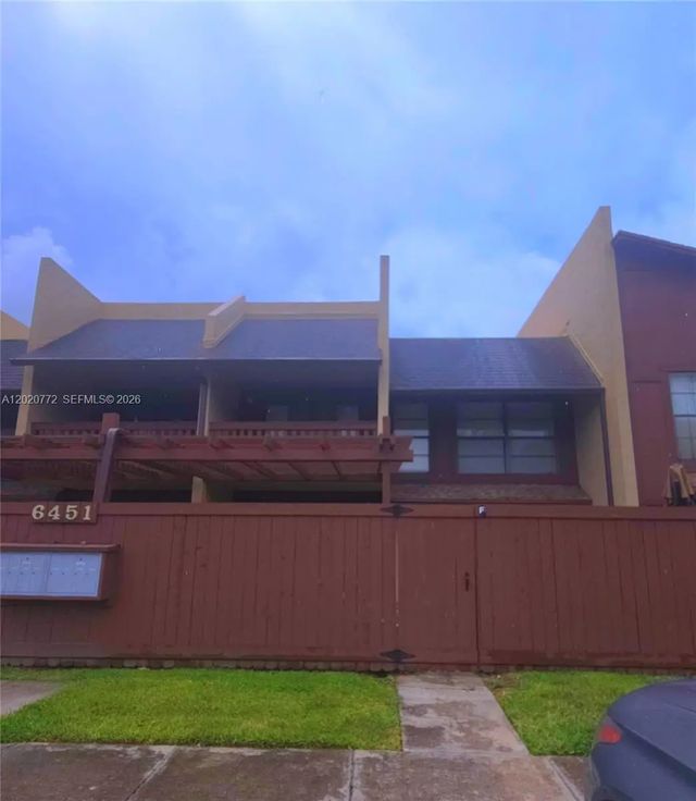 6451 Sw 116th Court #f98, Miami