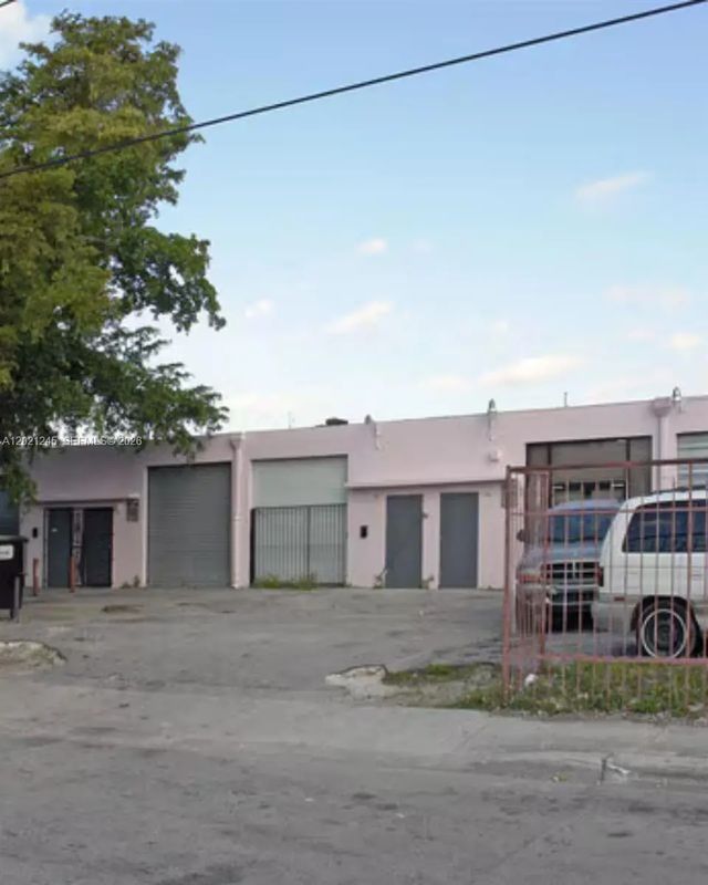 1825 Nw 21st Street, Miami