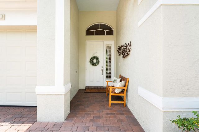 5 of 65 - 910 Sw Palm Cove Drive, Palm City, FL