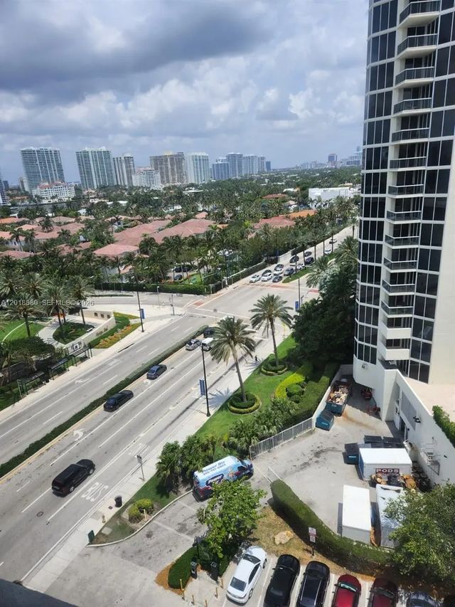 2 of 8 - 19201 Collins Avenue #1028, Sunny Isles Beach, FL