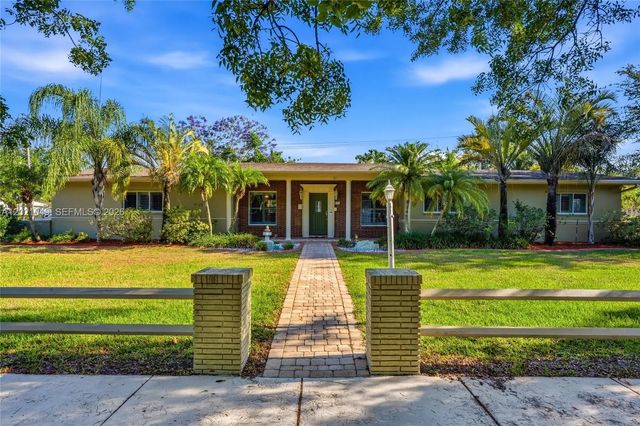 8495 Sw 160th Street, Palmetto Bay