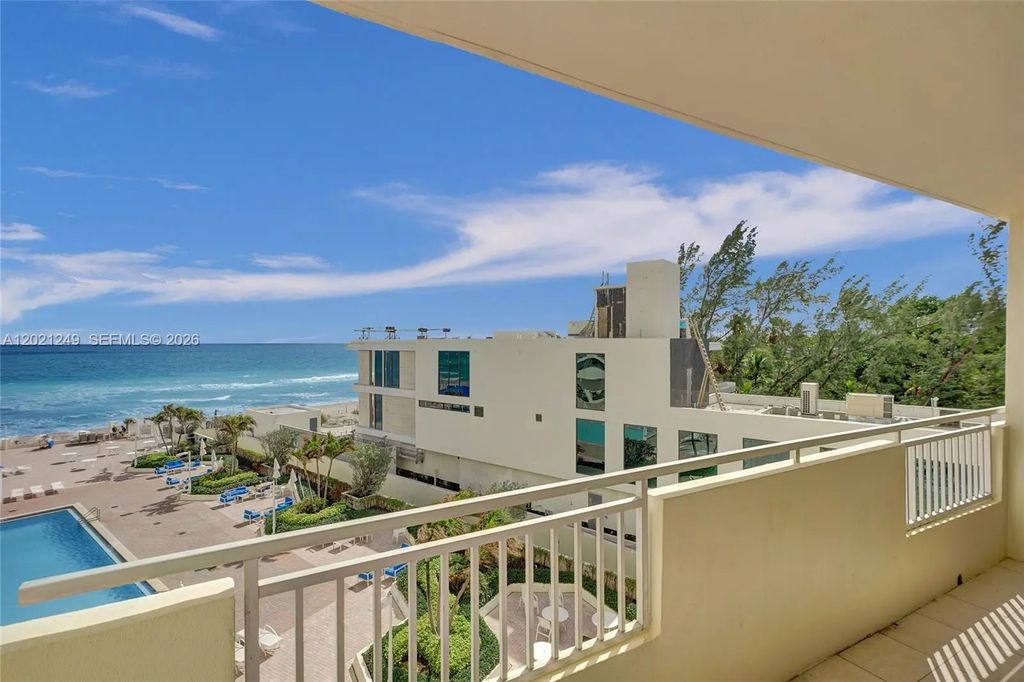 3180 S Ocean Drive #415, Hallandale Beach