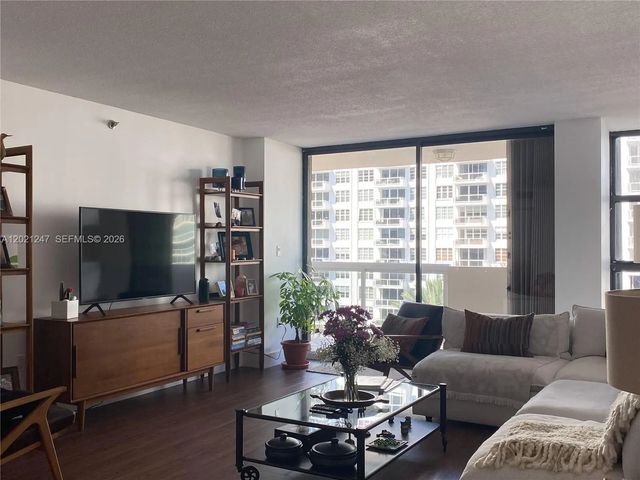 3 of 31 - 5757 Collins Avenue #703, Miami Beach, FL