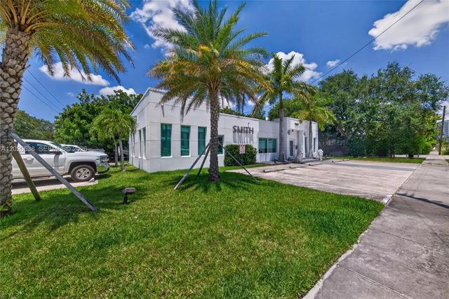2 of 40 - 1327 Se 2nd Avenue, Fort Lauderdale, FL