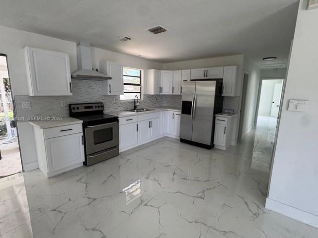2 of 4 - 15023 Sw 302nd Terrace, Homestead, FL