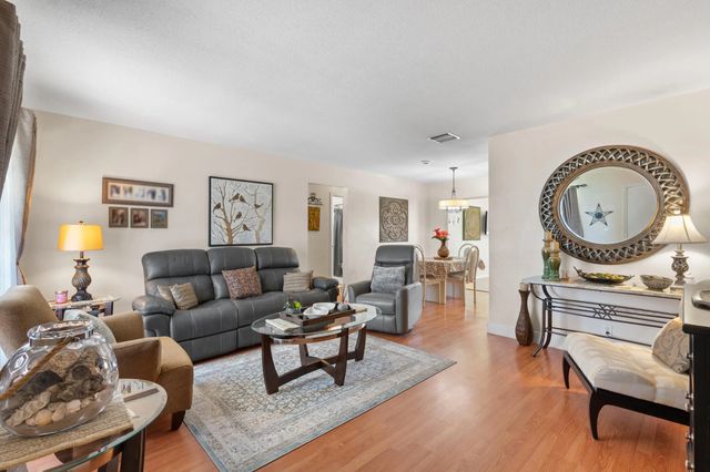 4 of 32 - 5017 Nw 49th Road, Tamarac, FL