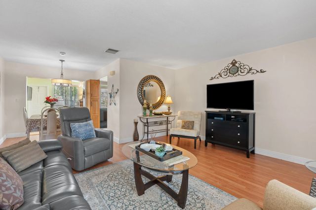 5 of 32 - 5017 Nw 49th Road, Tamarac, FL