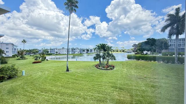 2728 N Garden Dr Drive N #214, Lake Worth Beach