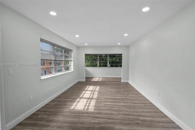 3 of 19 - 245 Ne 191st Street #3014, Miami, FL