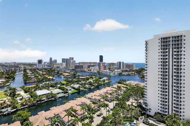 21205 Yacht Club Drive #2409, Aventura