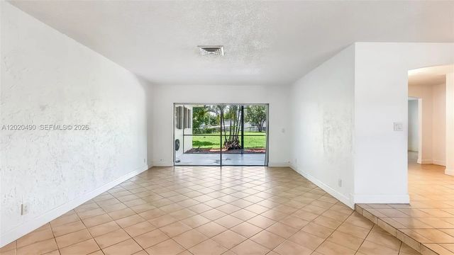 2 of 34 - 500 Nw 96th Terrace, Pembroke Pines, FL