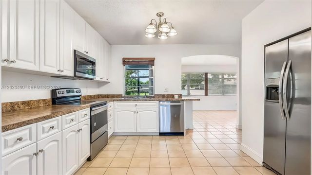 3 of 34 - 500 Nw 96th Terrace, Pembroke Pines, FL