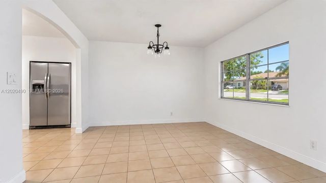 5 of 34 - 500 Nw 96th Terrace, Pembroke Pines, FL