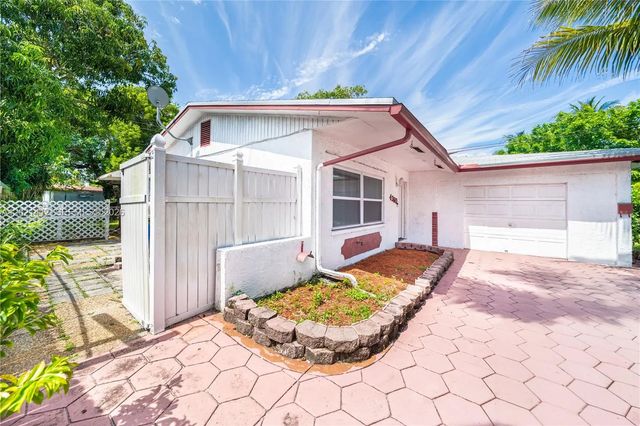 2 of 31 - 4360 Nw 32nd Court, Lauderdale Lakes, FL