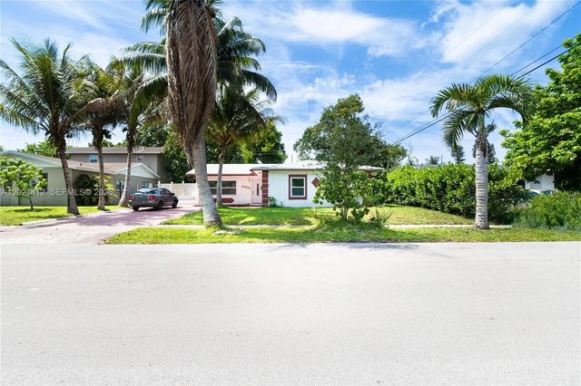 5 of 31 - 4360 Nw 32nd Court, Lauderdale Lakes, FL