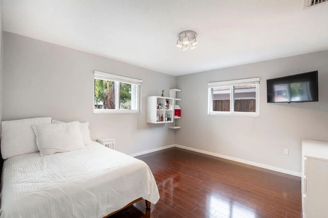 4 of 23 - 2141 N 56th Avenue, Hollywood, FL