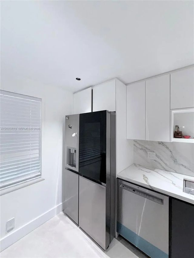 5 of 62 - 605 Oaks Drive #307, Pompano Beach, FL