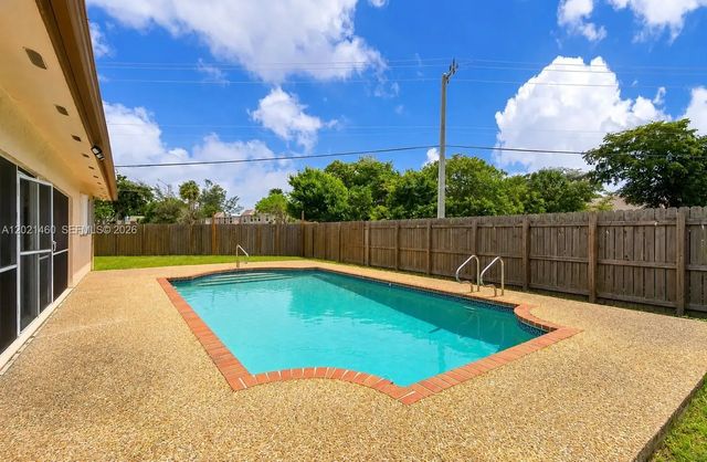 2 of 26 - 850 Nw 79th Avenue, Margate, FL