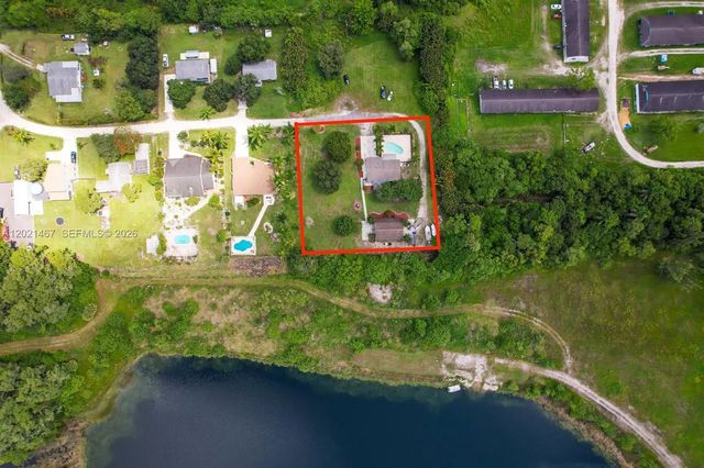 10646 Barn Road, Lake Worth