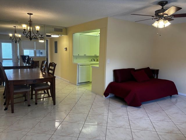 5 of 28 - 309 Grantham A, Deerfield Beach, FL