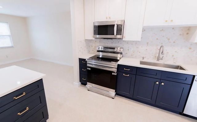 5 of 21 - 1867 Windsor Drive, North Palm Beach, FL