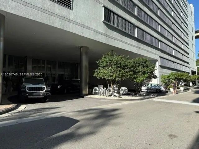 2 of 4 - 92 Sw 3rd Street #1804, Miami, FL
