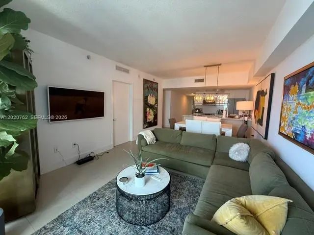185 Sw 7th Street #3803, Miami