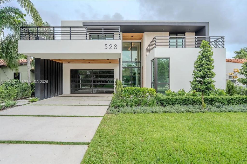528 Ne 13th Avenue, Fort Lauderdale