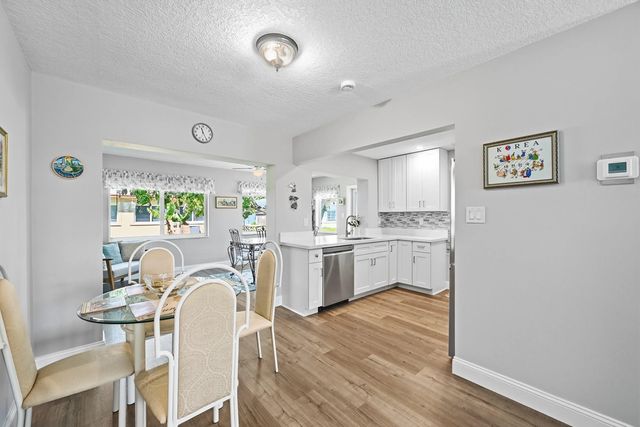 5 of 14 - 5711 Nw 84th Terrace, Tamarac, FL