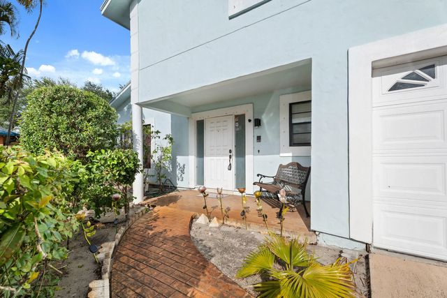 4 of 36 - 5900 Flatrock Road, West Palm Beach, FL