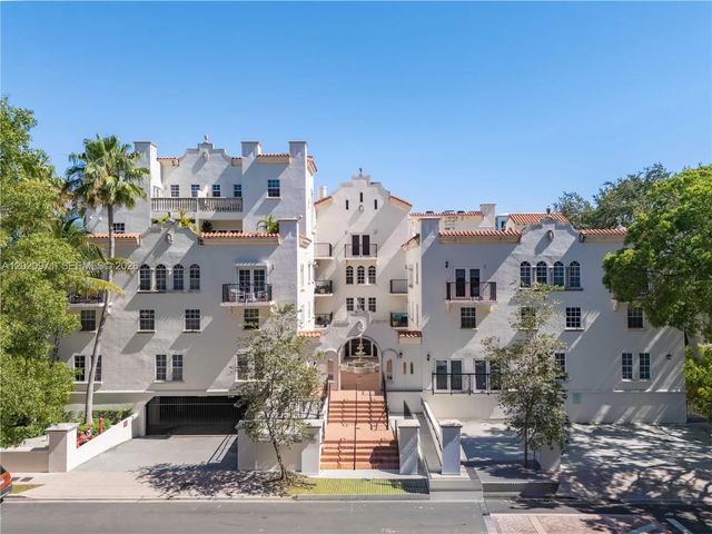323 Navarre Avenue #403, Coral Gables