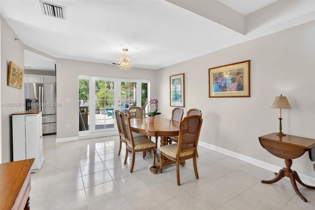 4 of 29 - 323 Navarre Avenue #403, Coral Gables, FL