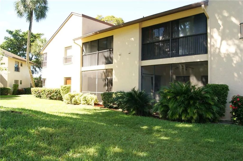 3781 Cocoplum Circle #3579, Coconut Creek