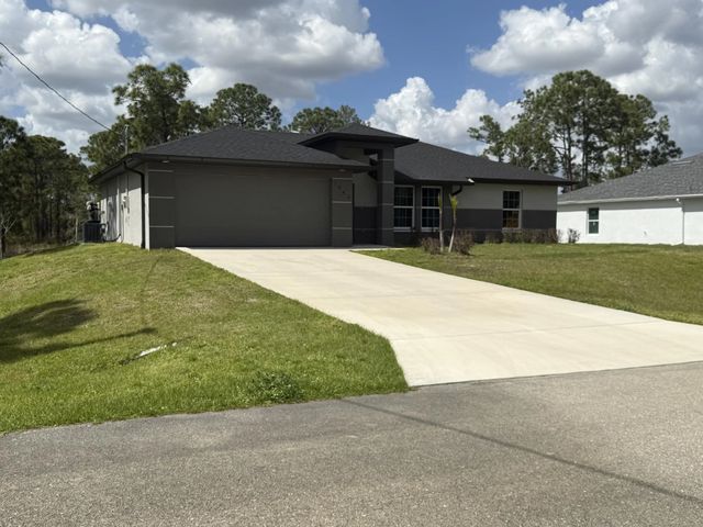 1046 S Cheney Ave Avenue S, Lehigh Acres
