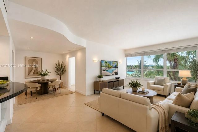 3 of 22 - 4925 Collins Avenue #3h, Miami Beach, FL