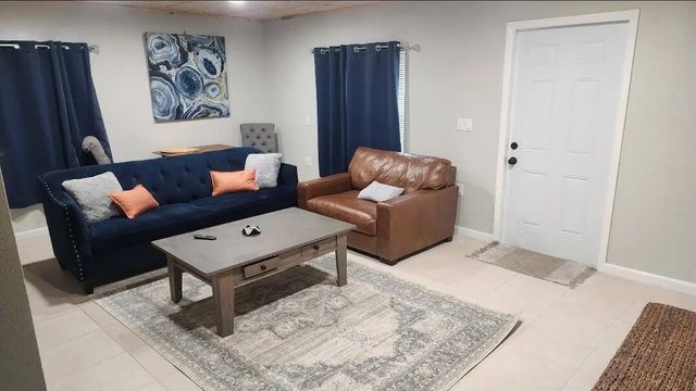 4 of 14 - 618 Hunter Street, West Palm Beach, FL