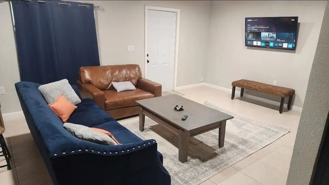 5 of 14 - 618 Hunter Street, West Palm Beach, FL