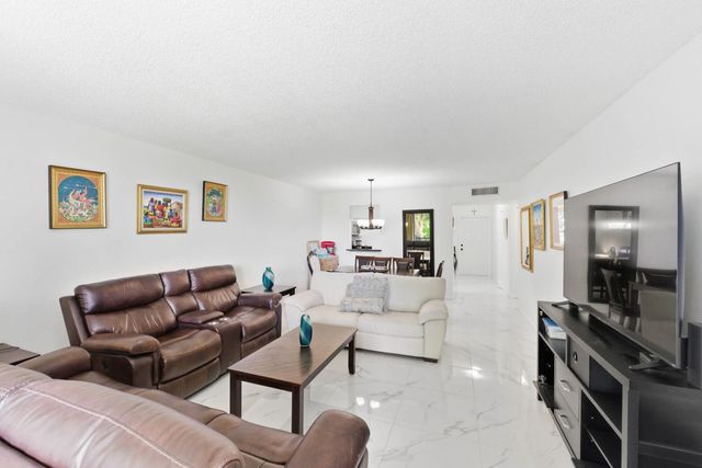 2 of 12 - 260 Nw 76th Avenue #207, Margate, FL