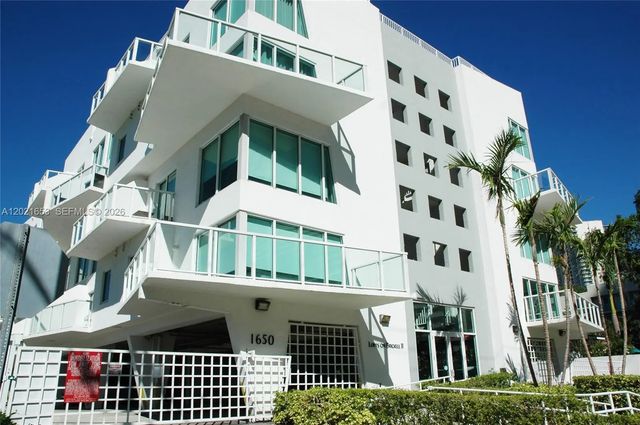 1650 Brickell Avenue #110, Miami