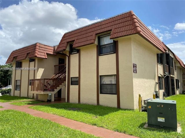 2715 W 66th Street #13-21, Hialeah