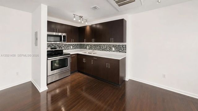 2 of 8 - 1542 Drexel Avenue #105, Miami Beach, FL