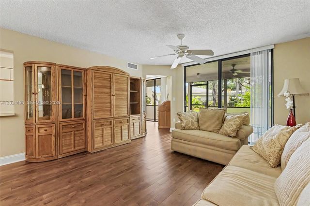 1420 Sheridan Street #3h, Hollywood