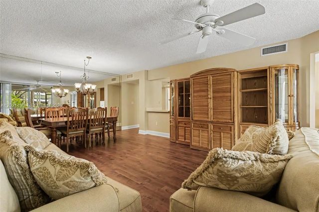 2 of 30 - 1420 Sheridan Street #3h, Hollywood, FL