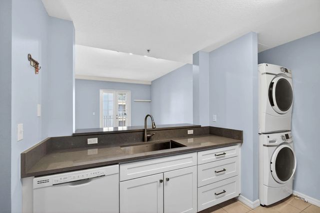 4 of 61 - 1203 Town Center Drive Drive #308, Jupiter, FL