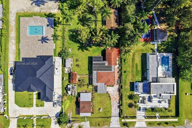5 of 64 - 55-57 Ne 156th Street, Miami, FL